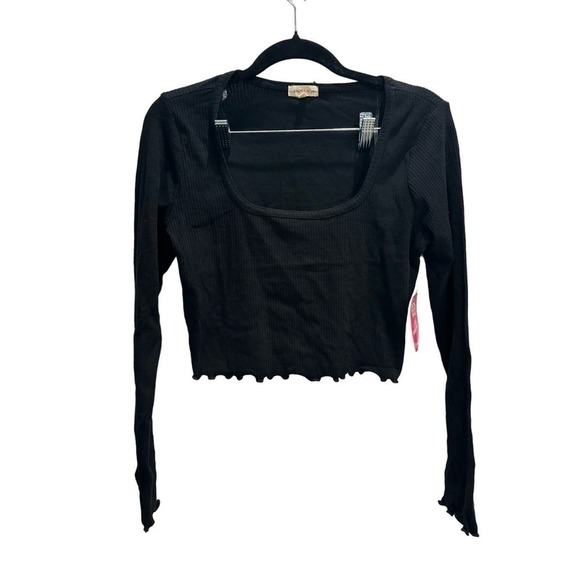 NWT Black Cropped tee - Picture 1 of 5